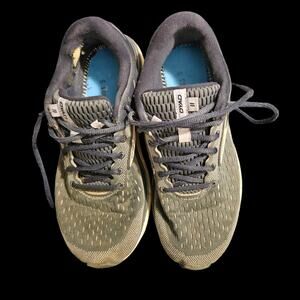 Brooks Dyad 11 Men’s Size 9.5 Wide Running Shoes Gray Black No Insoles Damage